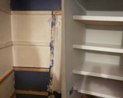 Before & After – Fitted Wardrobe Renovation esempio 2