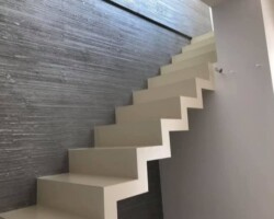 Bespoke Split Stone Effect – Textured Wall Finish venetian 11