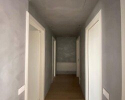 Bespoke Venetian Plaster Finish – Elegant Hallway venetian 15